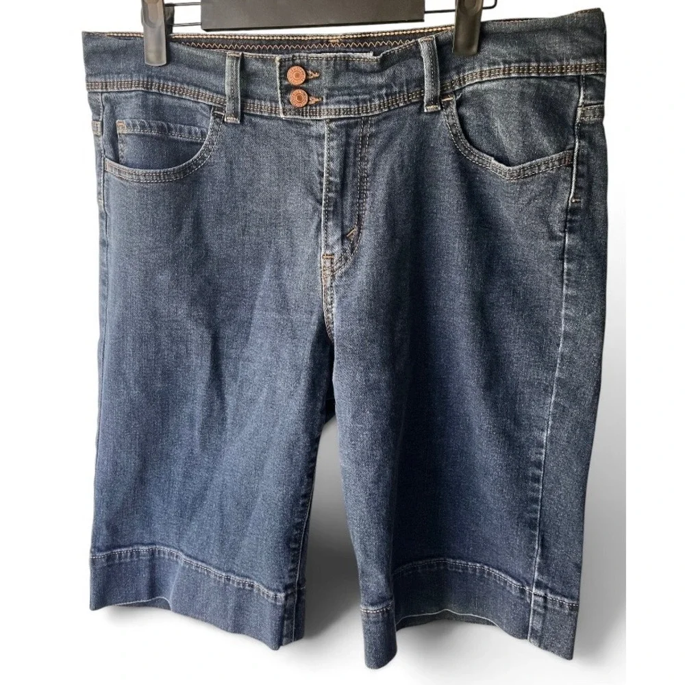 Levis 515 Womens Bermuda Shorts Dark Wash Denim Stretch Flap Pocket Size 14